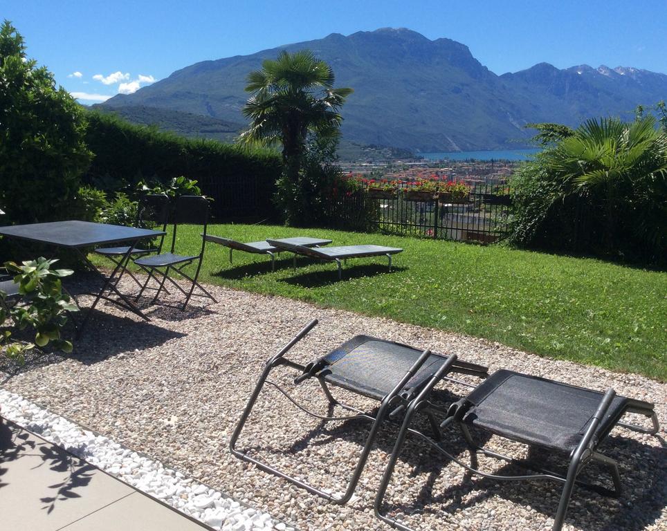 Villa Arzilla Riva del Garda Buitenkant foto