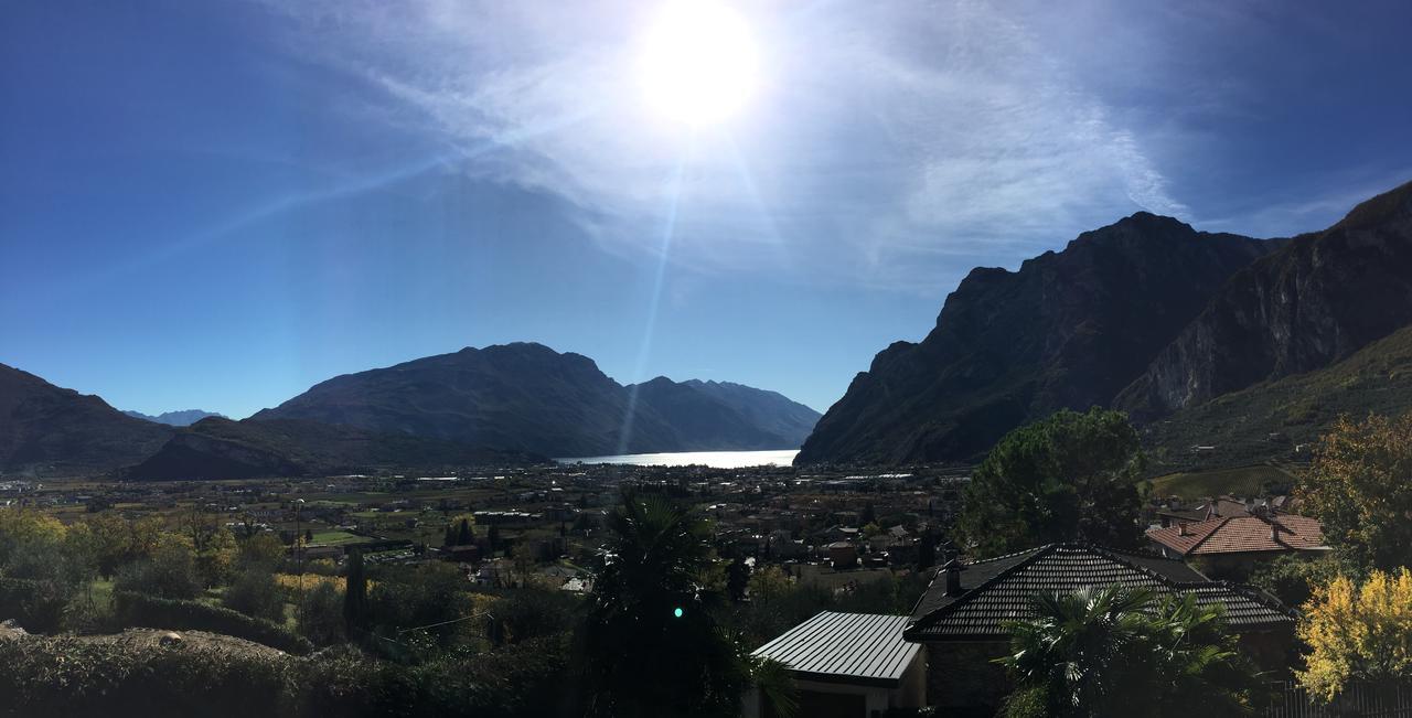Villa Arzilla Riva del Garda Buitenkant foto